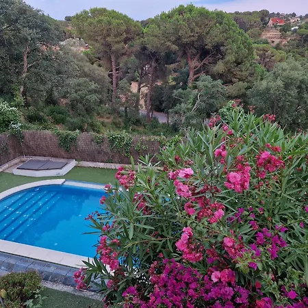 Mediterranean Peaceful Getaway 度假居 比德雷雷斯